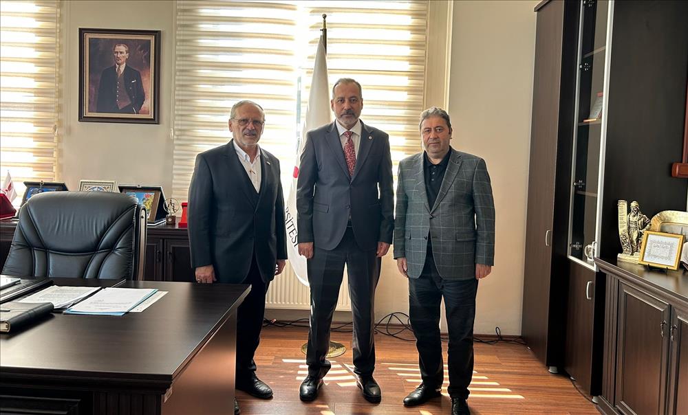 Prof. Dr. Cahit Külekçi, Saffet Çam Vakfı Müdürü Oktay Yılmaz'ı Kabul Etti